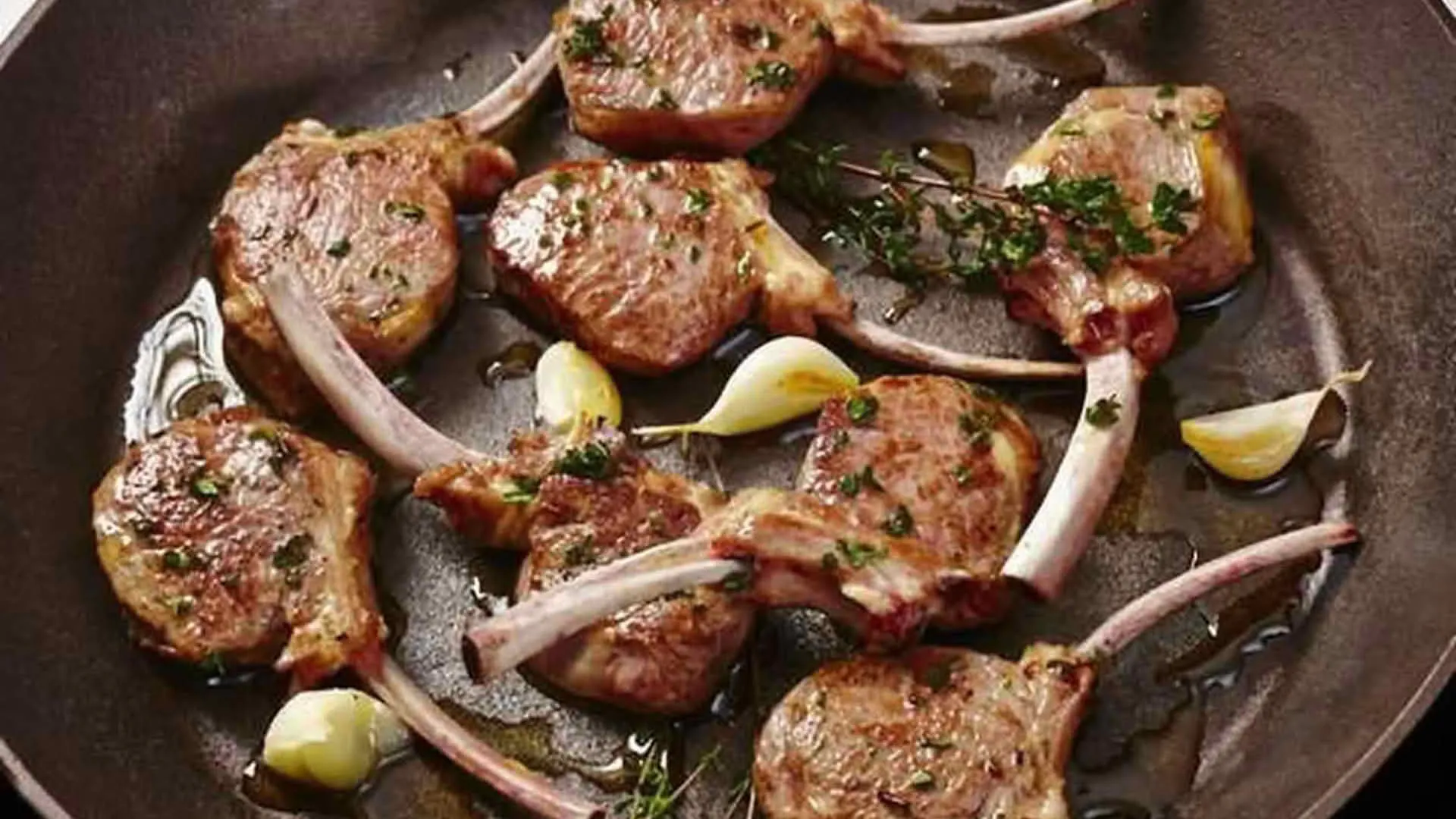 Garlic Lamb Chops in Red Wine Sauce at Sushi Seikou, Japanese Restaurant in Bayside