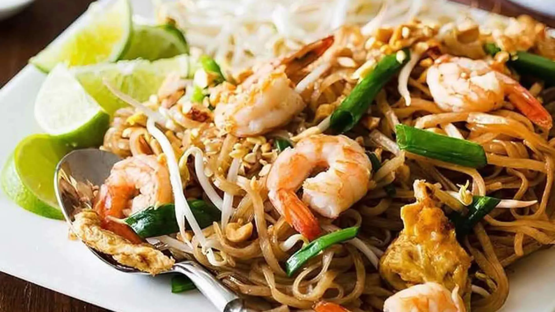 Shrimp Pad Thai at Sushi Seikou, Japanese Restaurant in Bayside