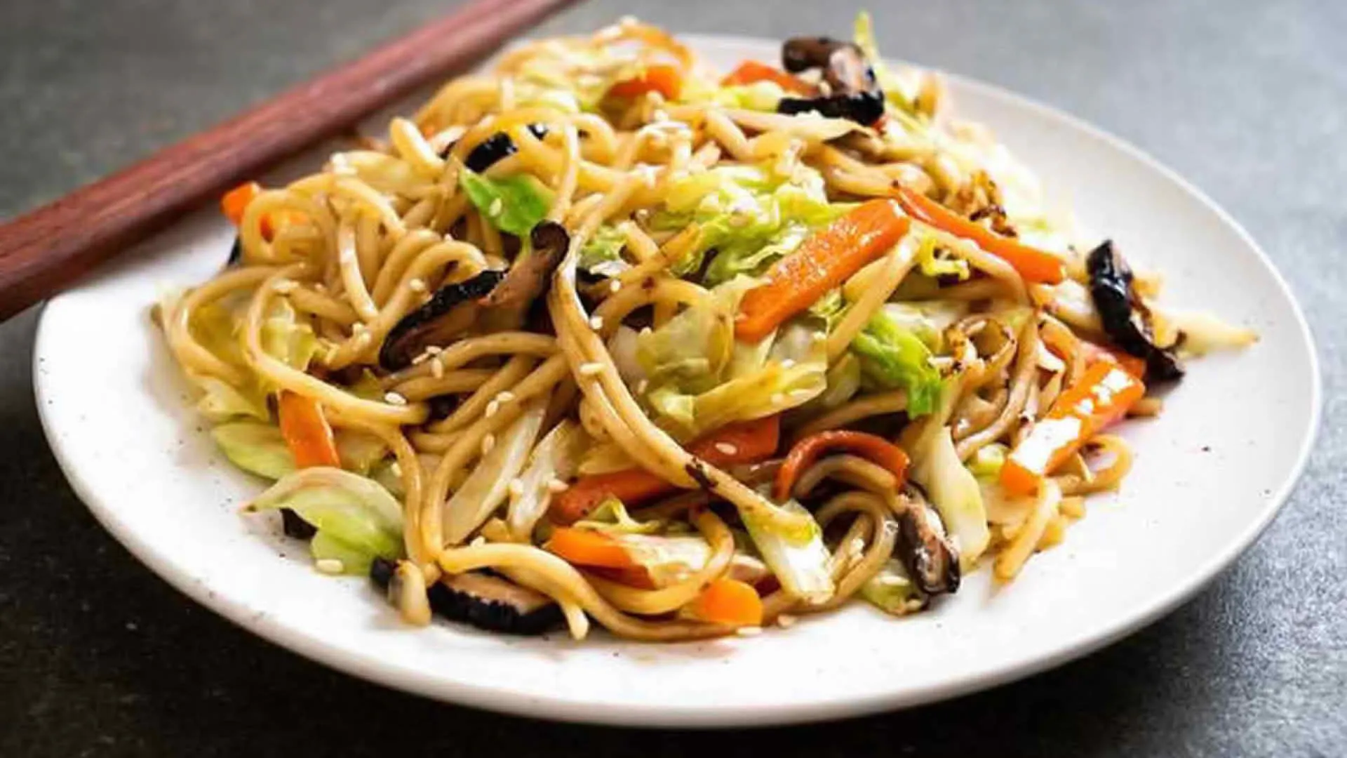 Vegetable Yaki Udon at Sushi Seikou, Japanese Restaurant in Bayside